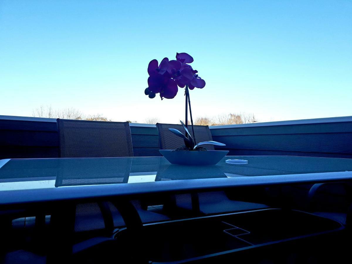 Ferienhaus Bluetenzauber In Norddeich Luaran gambar